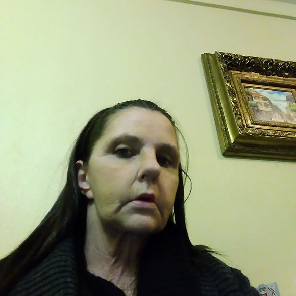 Meet your Posher, Joyce - Picture 1 of 1